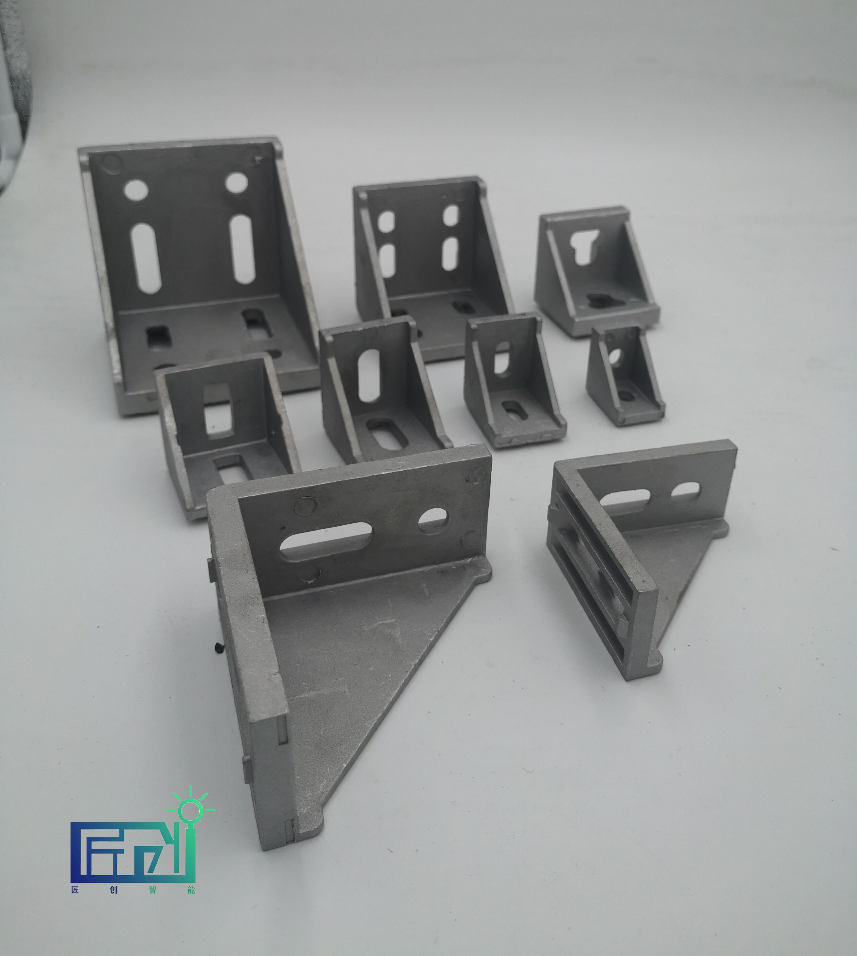 温州铝型材框架价格